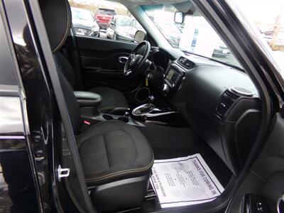 2015 Kia Soul EX Plus   - Photo 9 - Uncasville, CT 06382