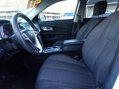 2017 Chevrolet Equinox LT - Photo 12 - Uncasville, CT 06382