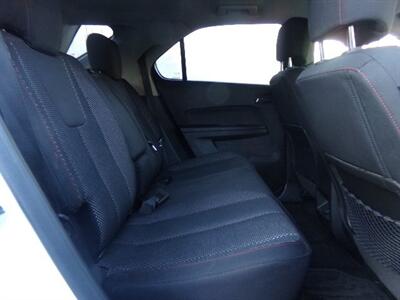 2017 Chevrolet Equinox LT - Photo 10 - Uncasville, CT 06382