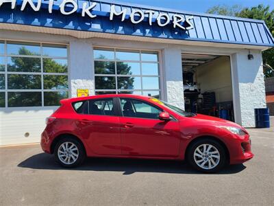 2013 Mazda Mazda3 i Touring   - Photo 2 - Manchester, CT 06040