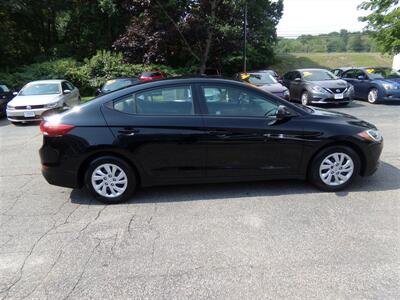 2017 Hyundai ELANTRA SE   - Photo 8 - Groton, CT 06340