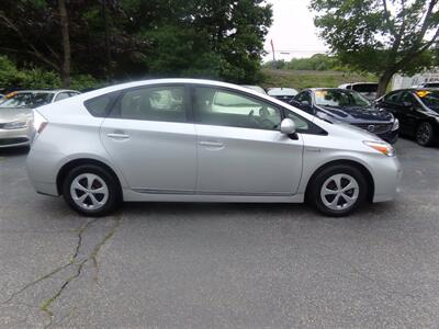 2012 Toyota Prius Three   - Photo 4 - Uncasville, CT 06382