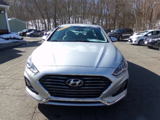 2018 Hyundai SONATA SE  