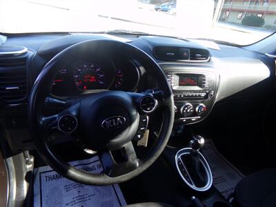 2015 Kia Soul   - Photo 8 - Manchester, CT 06040