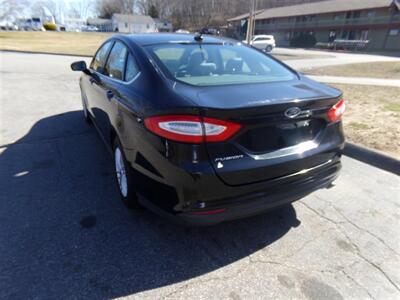 2014 Ford Fusion S   - Photo 5 - Uncasville, CT 06382