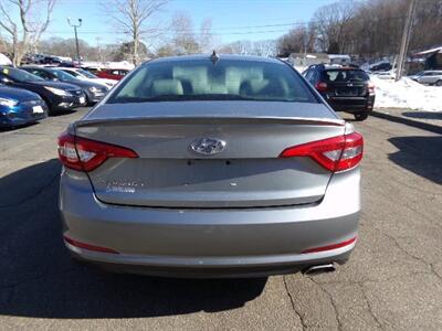 2015 Hyundai SONATA SE - Photo 6 - Groton, CT 06340