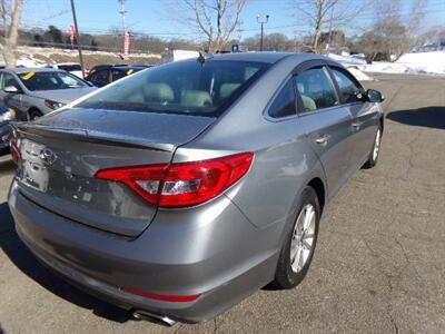 2015 Hyundai SONATA SE - Photo 7 - Groton, CT 06340