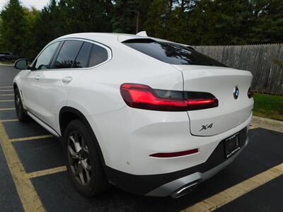 2024 BMW X4 xDrive30i   - Photo 9 - Northfield, IL 60093