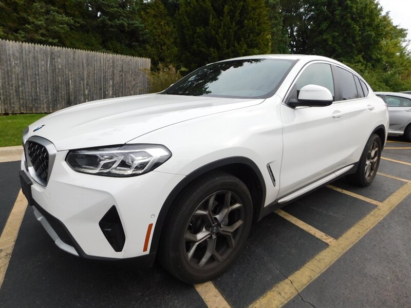 2024 BMW X4 xDrive30i  