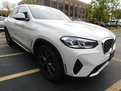 2024 BMW X4 xDrive30i   - Photo 10 - Northfield, IL 60093