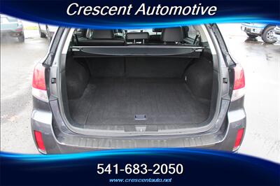 2011 Subaru Outback 3.6R Limited   - Photo 14 - Eugene, OR 97402