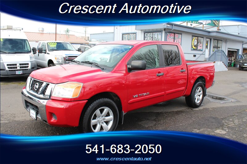 2010 Nissan Titan SE  