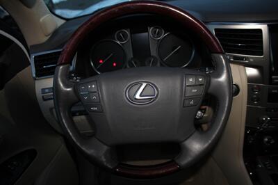 2013 Lexus LX 570   - Photo 9 - Mahwah, NJ 07430