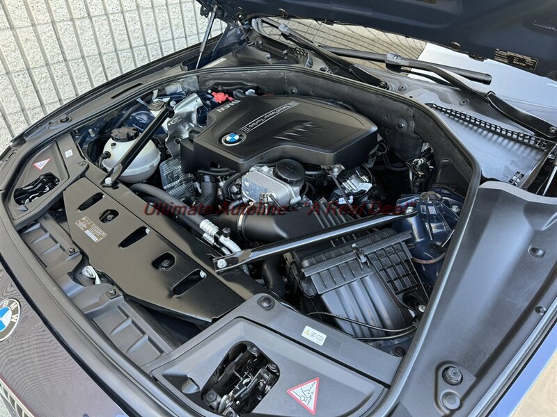 2013 BMW MDX 528i photo