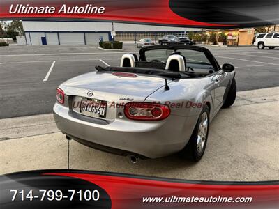 2012 Mazda MX-5 Miata Sport   - Photo 4 - Westminster, CA 92683