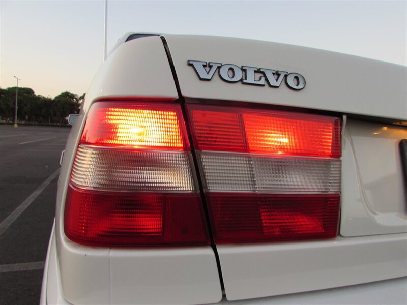 1996 Volvo 960 photo