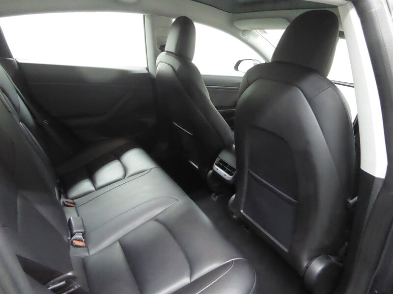 2018 TESLA MODEL 3 - Image 29