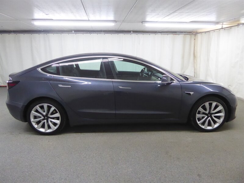 2018 TESLA MODEL 3 - Image 8