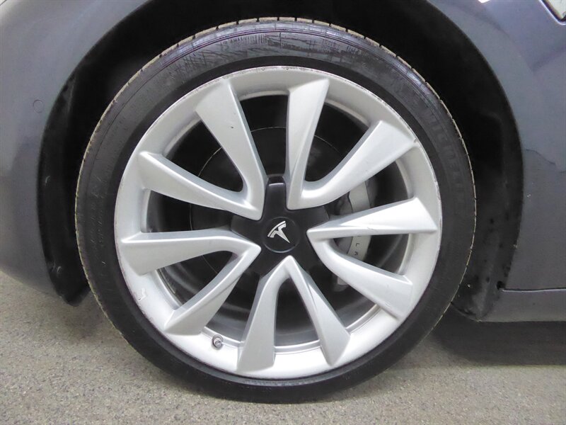 2018 TESLA MODEL 3 - Image 34