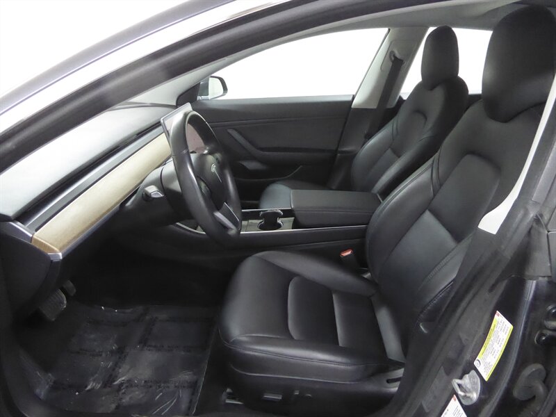 2018 TESLA MODEL 3 - Image 20