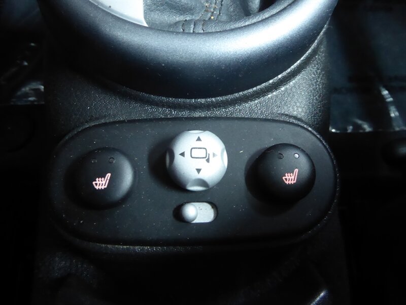 2006 MINI COOPER - Image 15