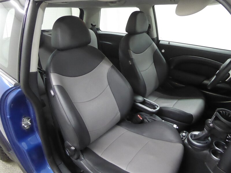 2006 MINI COOPER - Image 23