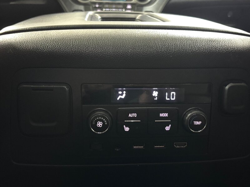 2020 CHEVROLET SUBURBAN - Image 32