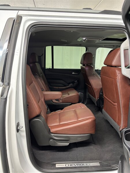 2020 CHEVROLET SUBURBAN - Image 29