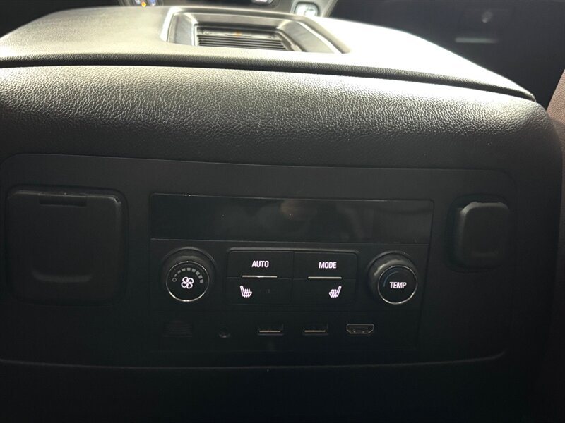 2020 CHEVROLET SUBURBAN - Image 34