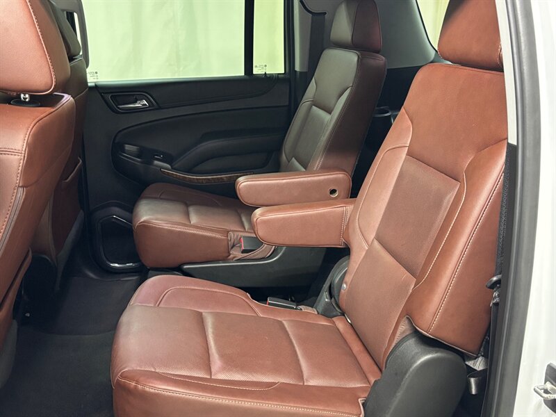 2020 CHEVROLET SUBURBAN - Image 28