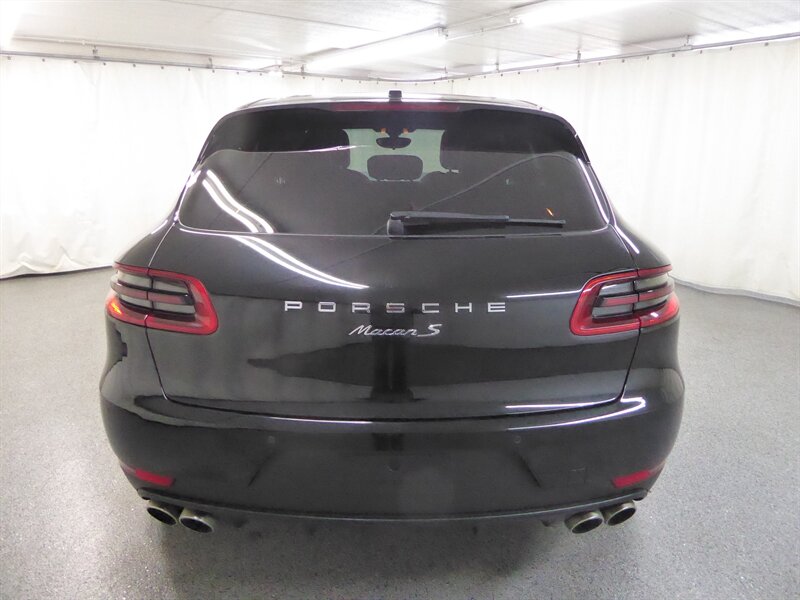 2016 PORSCHE MACAN - Image 6