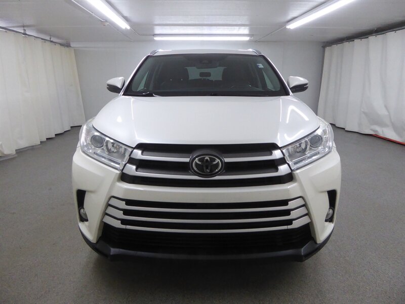 2018 TOYOTA HIGHLANDER - Image 2