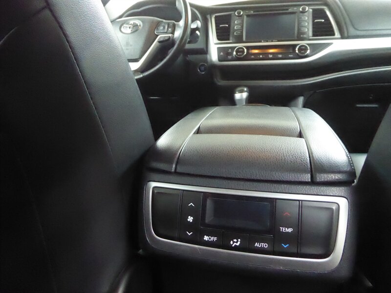 2018 TOYOTA HIGHLANDER - Image 36
