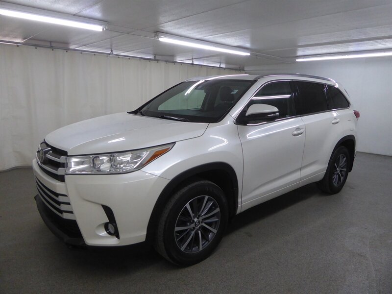 2018 TOYOTA HIGHLANDER - Image 3