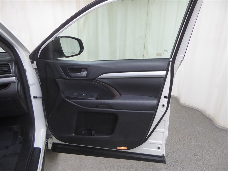 2018 TOYOTA HIGHLANDER - Image 27