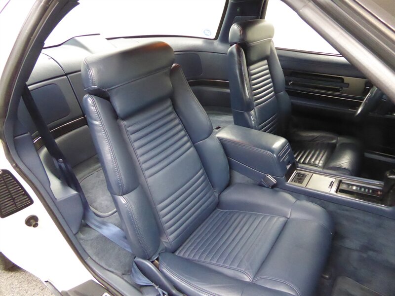 1991 BUICK REATTA - Image 20