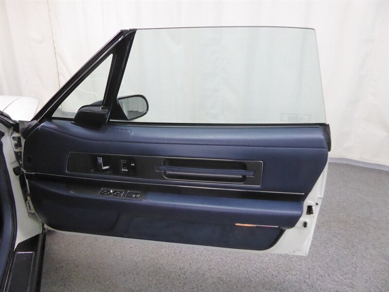 1991 BUICK REATTA - Image 23