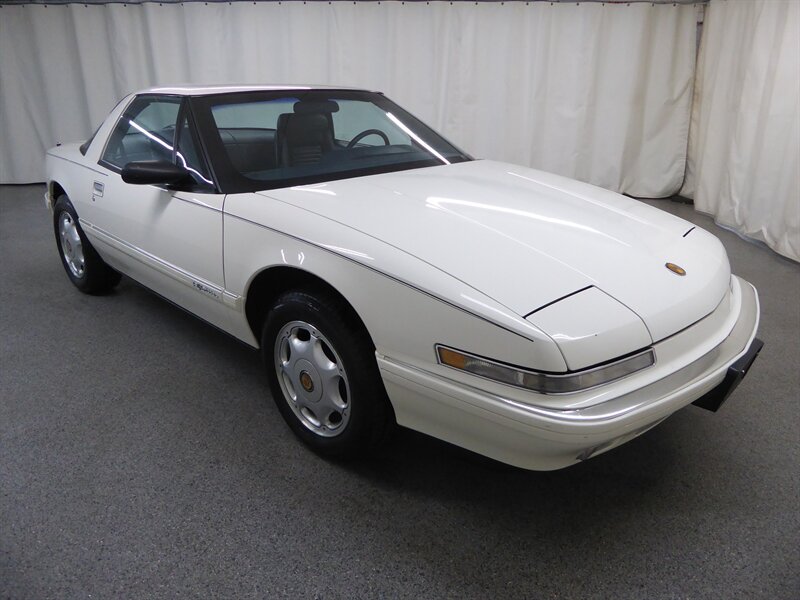 1991 BUICK REATTA - Image 1