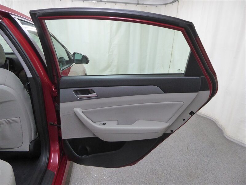 2019 HYUNDAI SONATA - Image 31