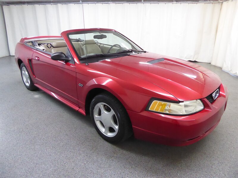2000 Ford Mustang GT