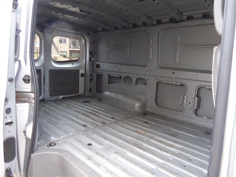 2012 NISSAN NV - Image 28