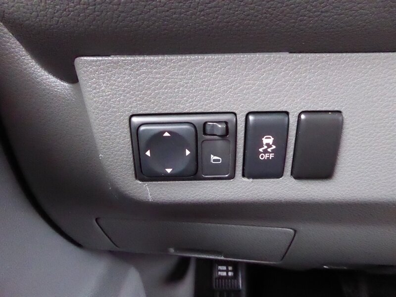 2012 NISSAN NV - Image 17