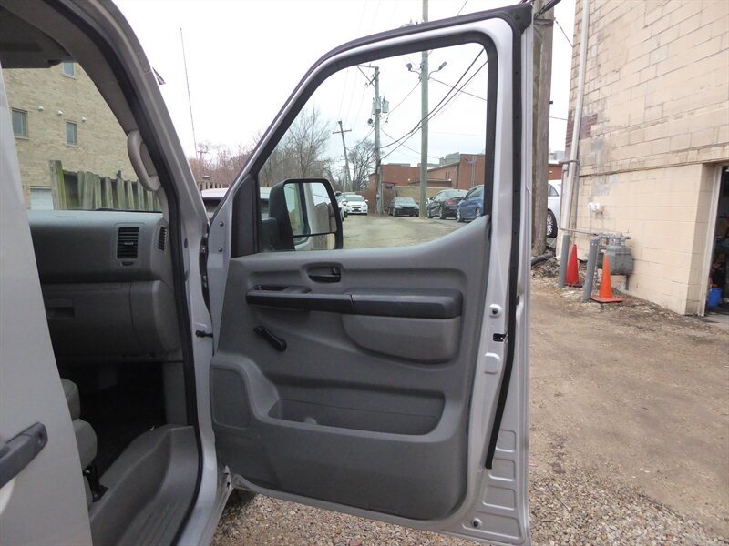 2012 NISSAN NV - Image 25