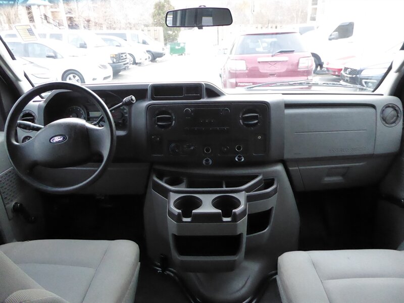 2013 FORD E-350 - Image 9
