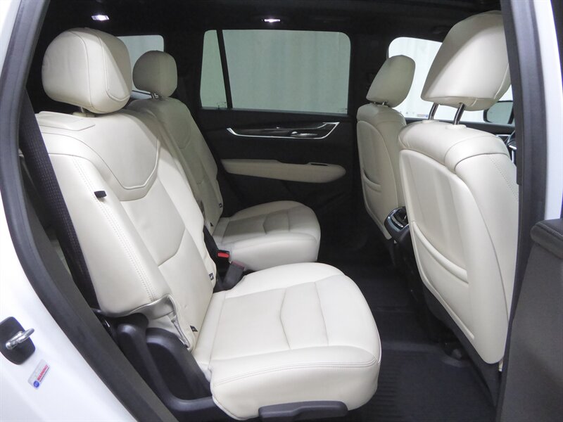 2021 CADILLAC XT6 - Image 32