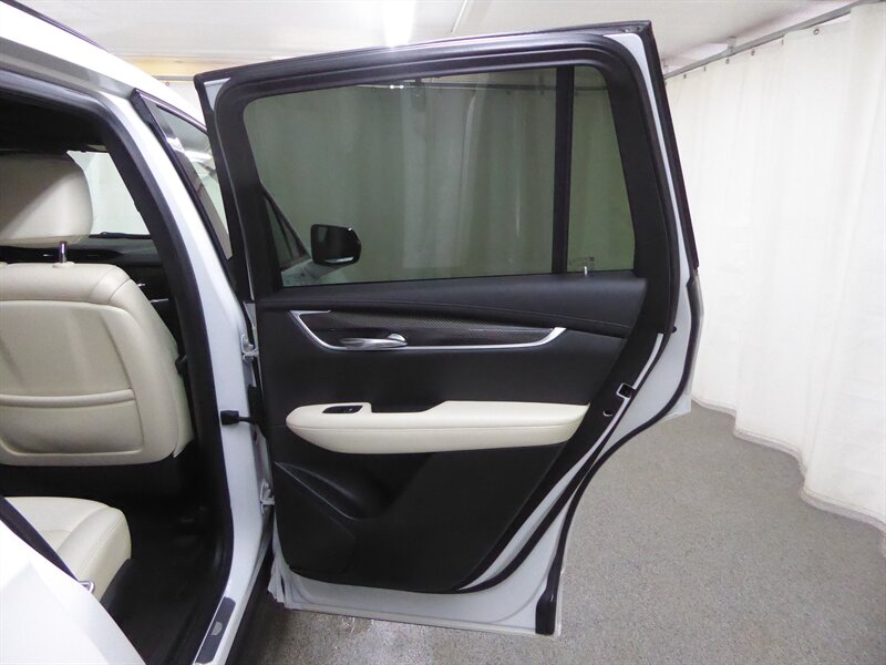 2021 CADILLAC XT6 - Image 34