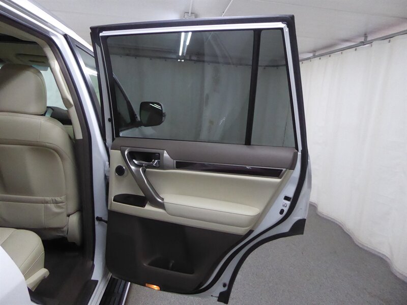 2017 LEXUS GX - Image 36
