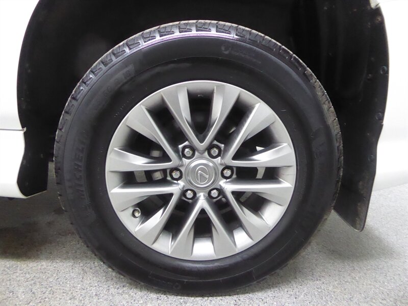 2017 LEXUS GX - Image 42