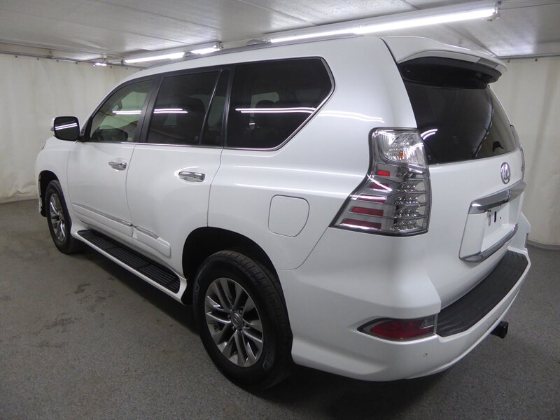 2017 LEXUS GX - Image 5