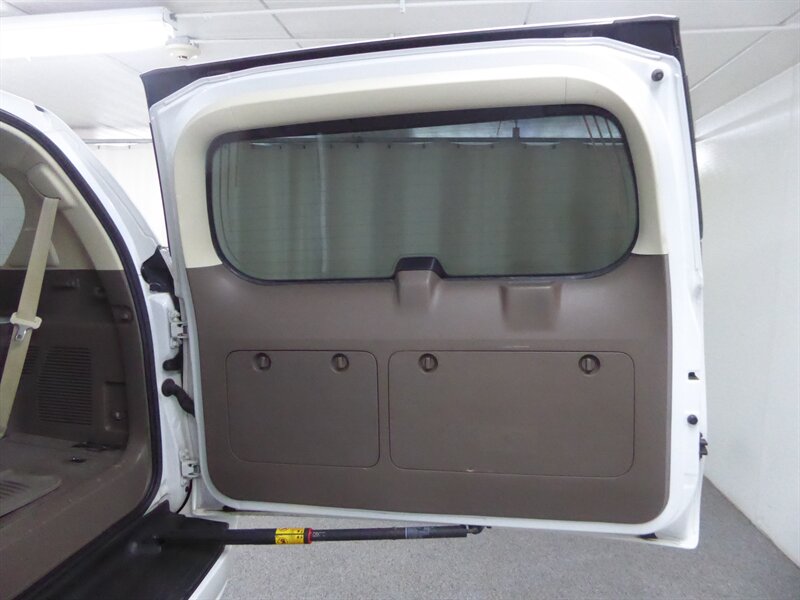 2017 LEXUS GX - Image 41